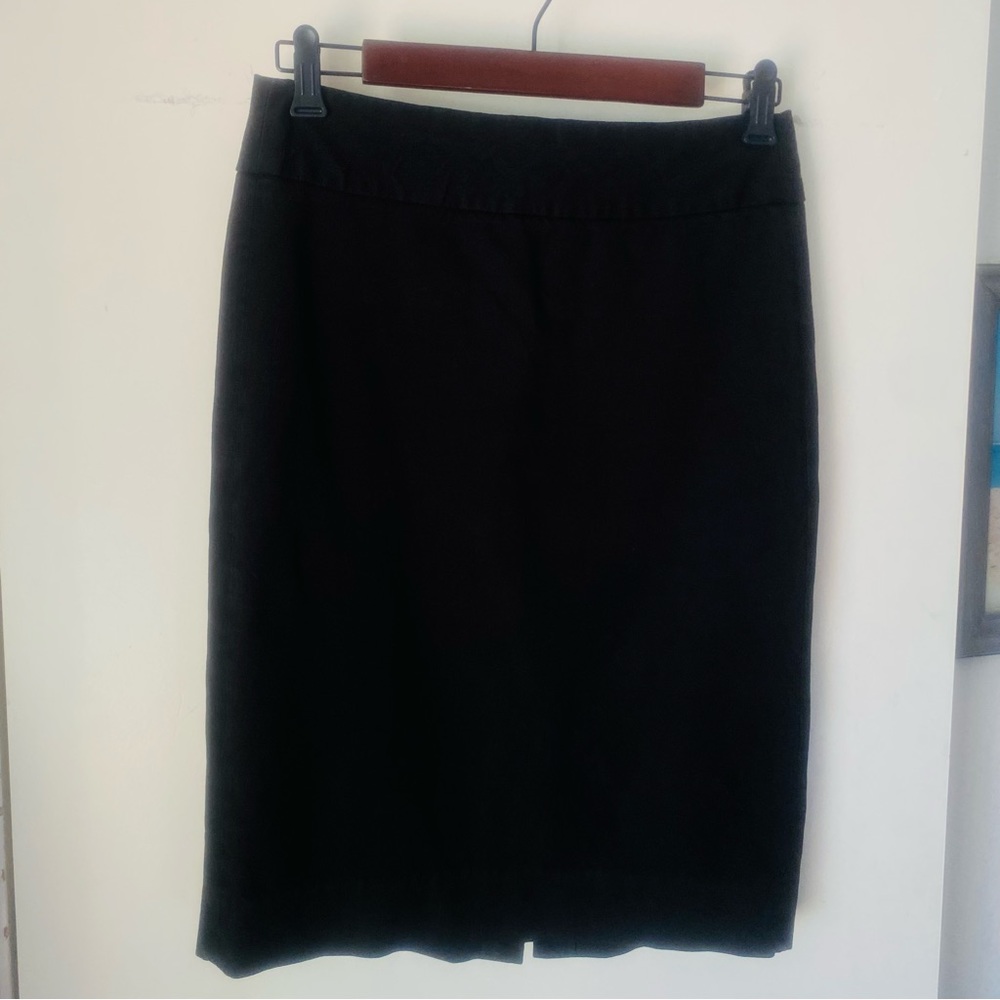Banana Republic black stretch skirt size 2